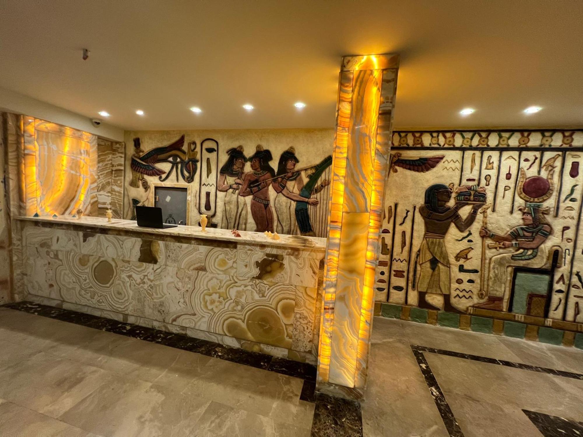 King Pyramids View Hotel Kafret el-Gabal Exteriér fotografie