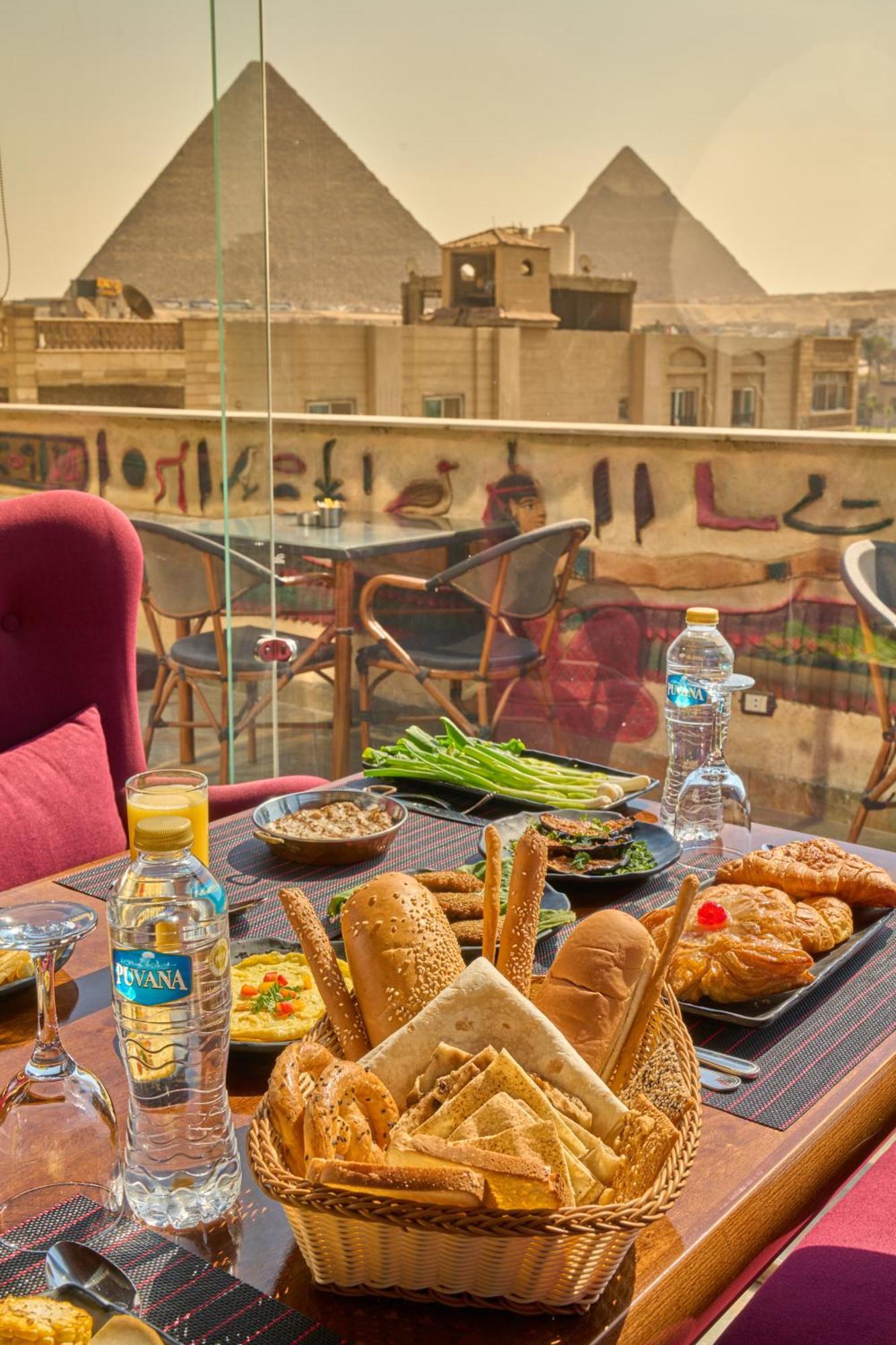 King Pyramids View Hotel Kafret el-Gabal Exteriér fotografie